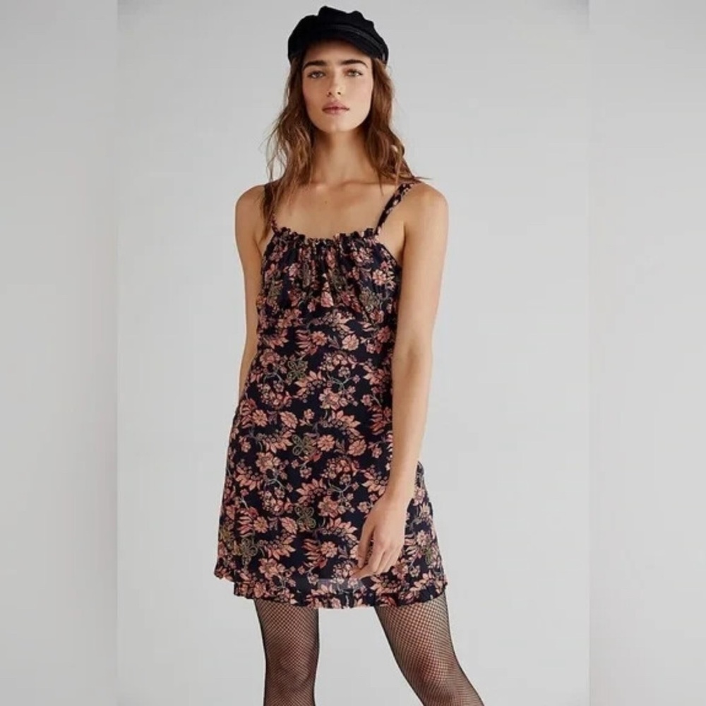 Free People Made Ya Look Sparkle Black Printed Mini Dress Size: Large
